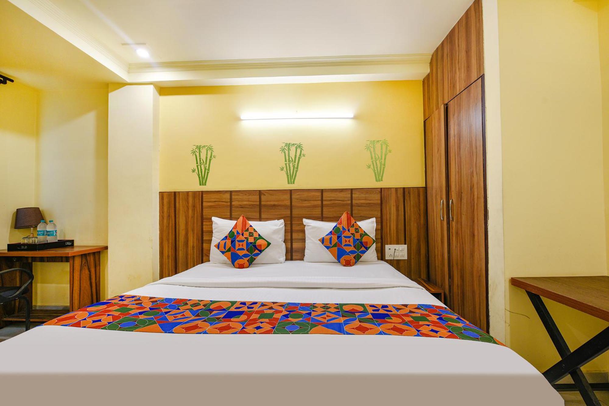 Fabhotel Ishtara Auberge - Nr Yashobhoomi Convention Centre Nové Dillí Exteriér fotografie