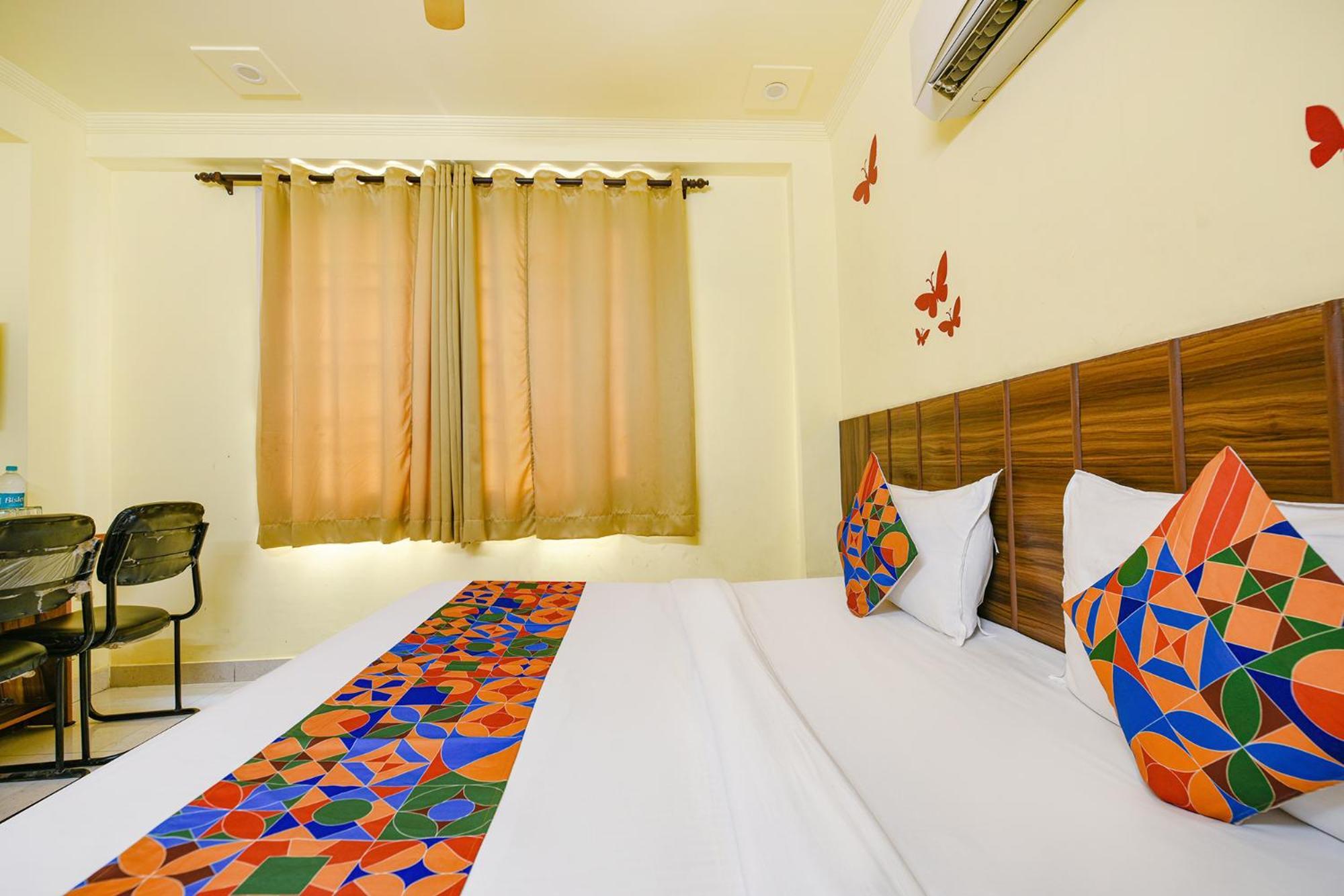 Fabhotel Ishtara Auberge - Nr Yashobhoomi Convention Centre Nové Dillí Exteriér fotografie